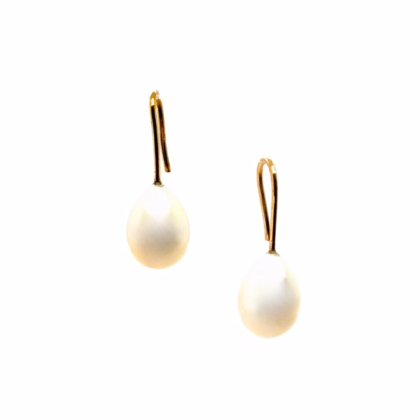 1 Pair of 14K Yellow Gold Freshwater Drop Earrings