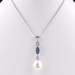 19K White Gold Sapphire and Diamond Pearl Pendant